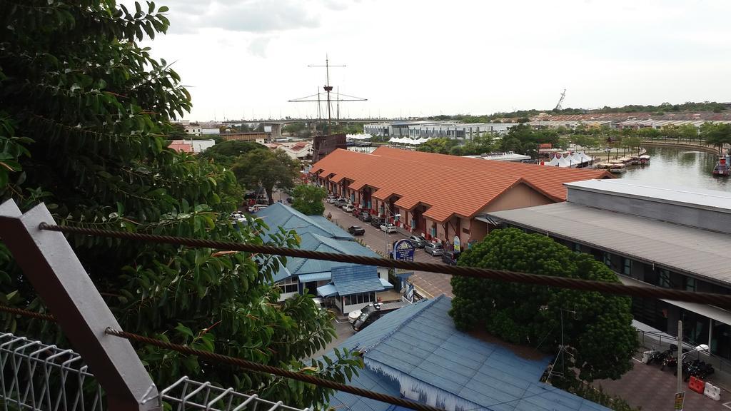 Aldy Hotel Stadthuys Malacca Exterior photo