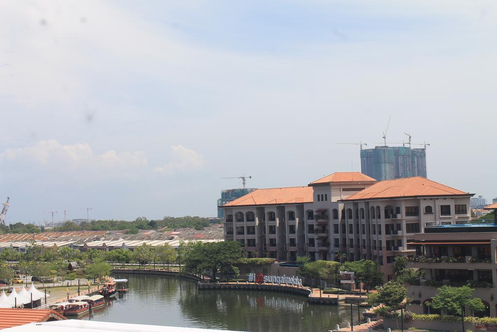 Aldy Hotel Stadthuys Malacca Exterior photo