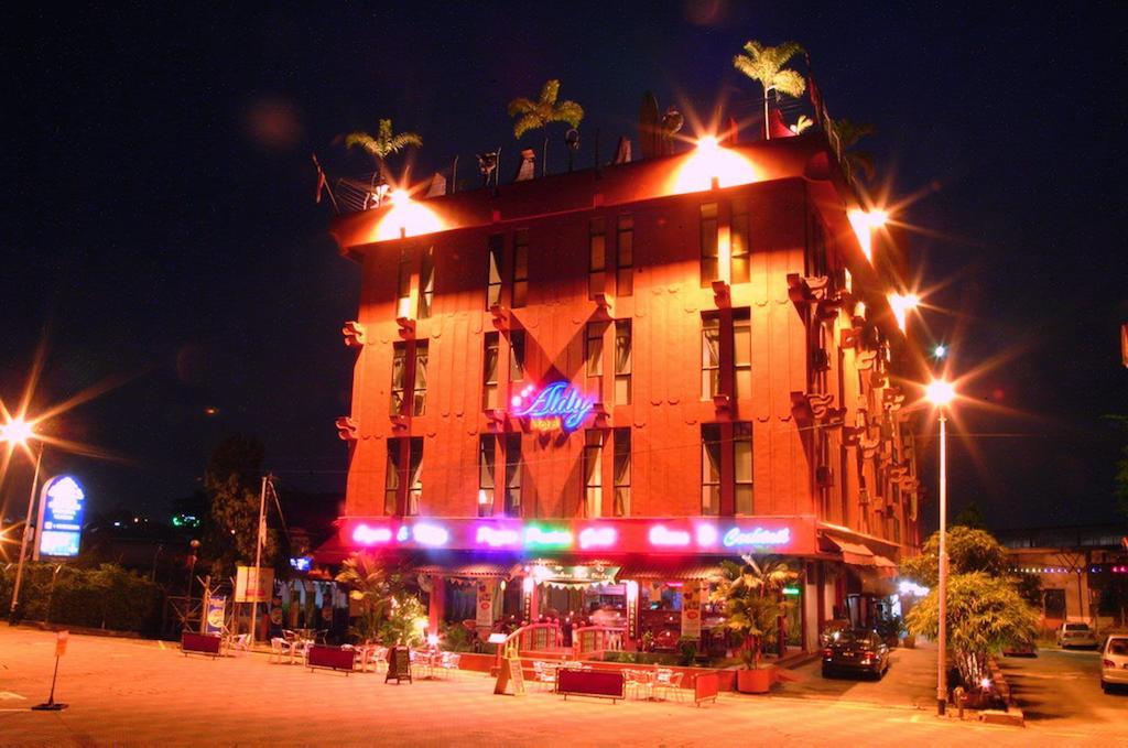 Aldy Hotel Stadthuys Malacca Exterior photo
